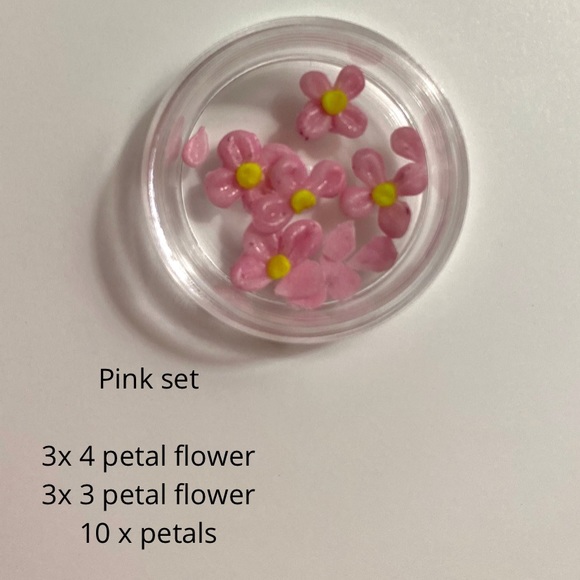3D acrylic flower charms | mixed colour set - Picture 2 of 3